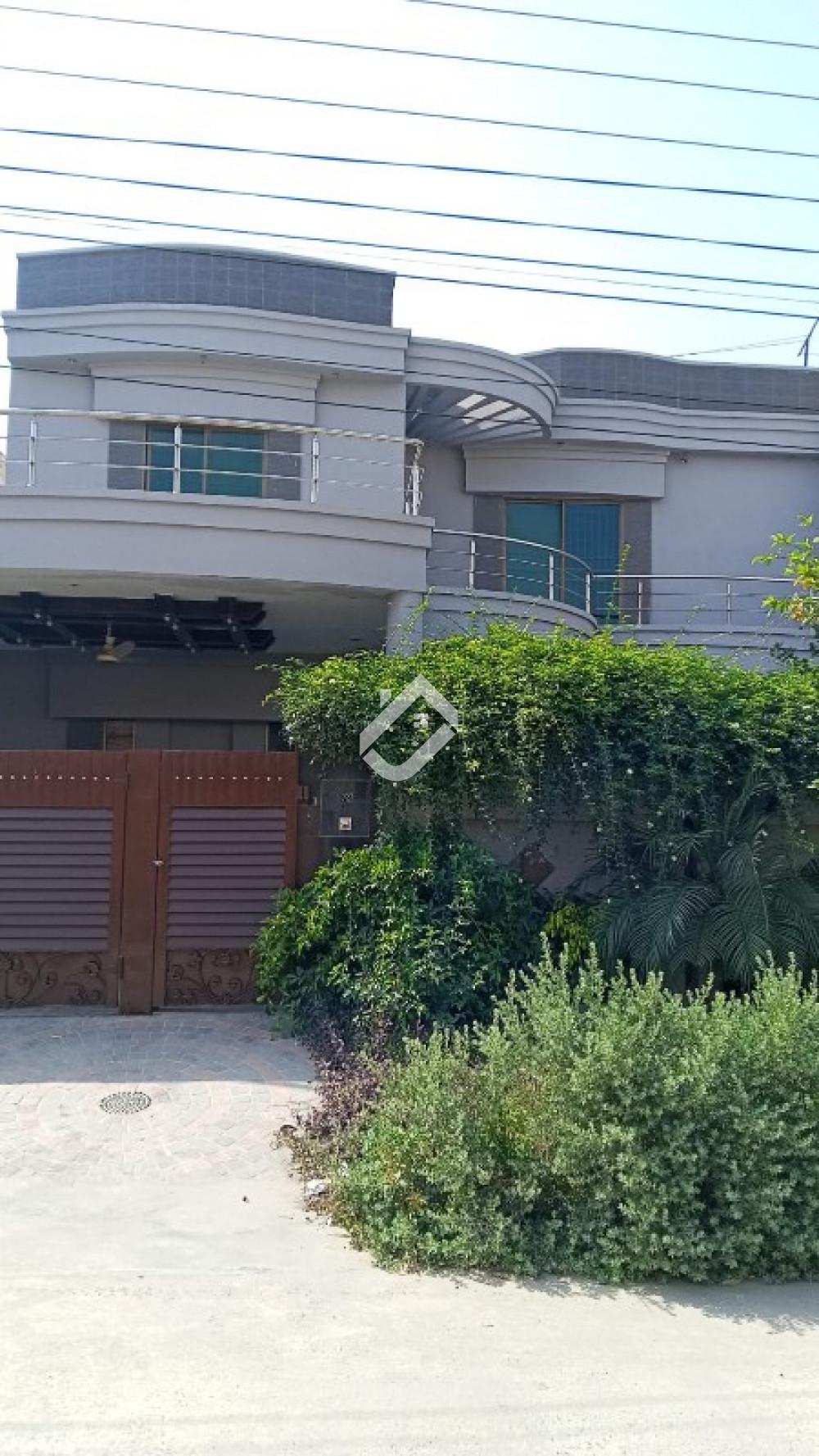 18.5 Marla House For Sale At University Road