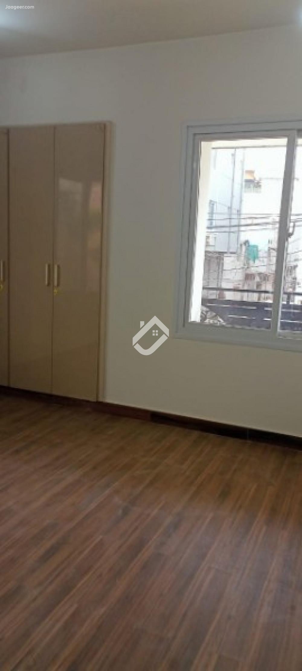 1800 Sqft Upper Portion For Sale In Adamjee Nagar Society