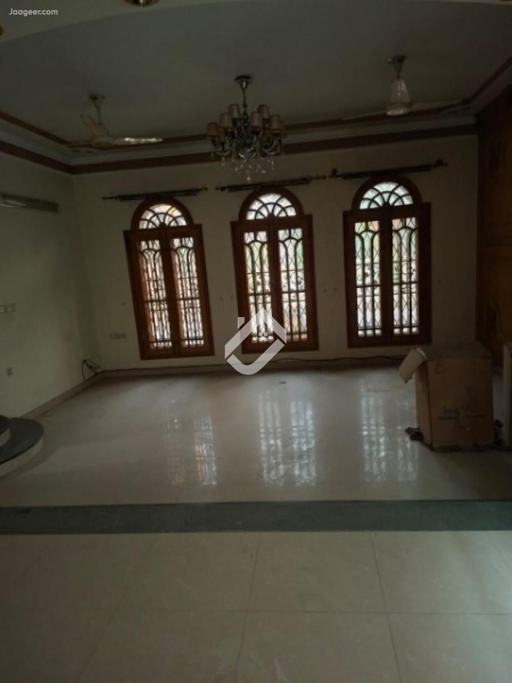 2  Kanal Upper Portion For Rent In Model Town
