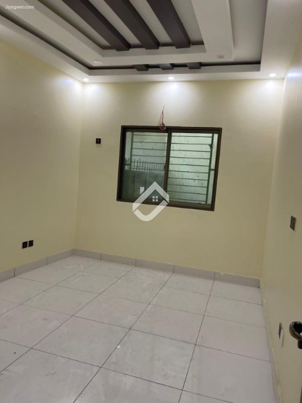 200 SqYd Upper Portion For Sale In Adamjee Nagar Society