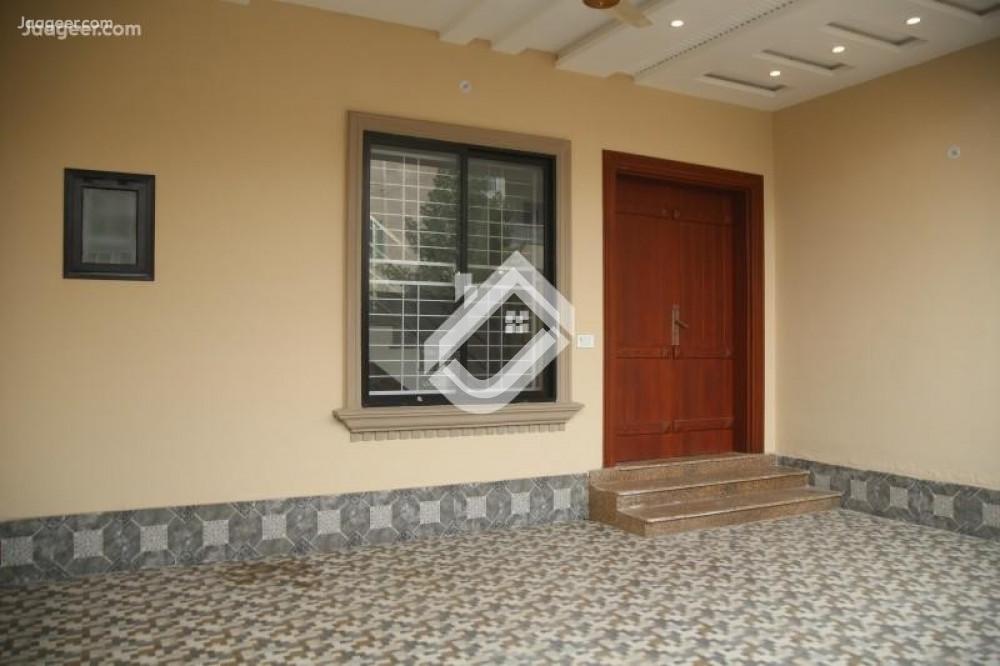 Main image 7.5 Marla Double Storey House For Sale In Khayaban E Sher PAF link Road House no 151 street no 4 Khybana sher PAF link Road