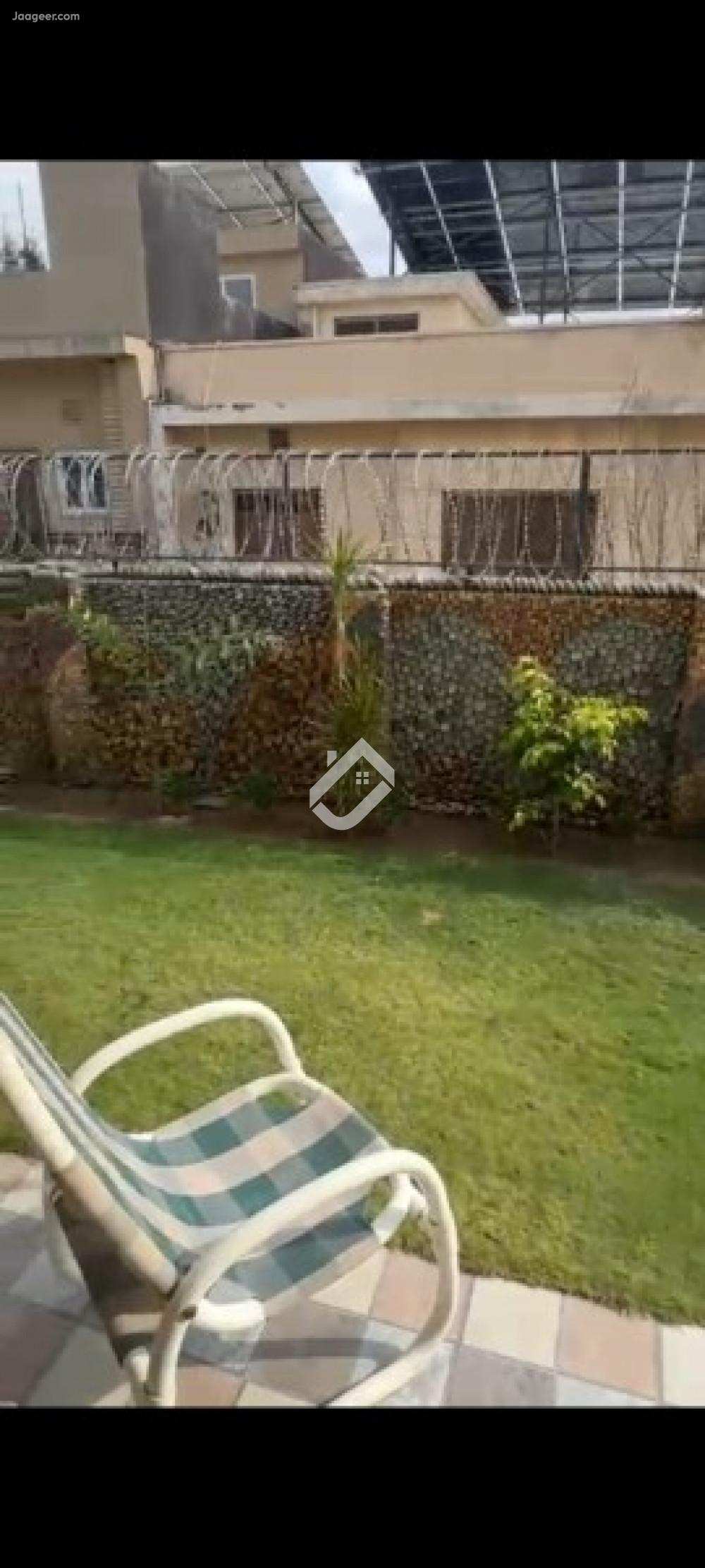 12 Marla House For Sale In Bahria Town Phase-8 Rafi Block 