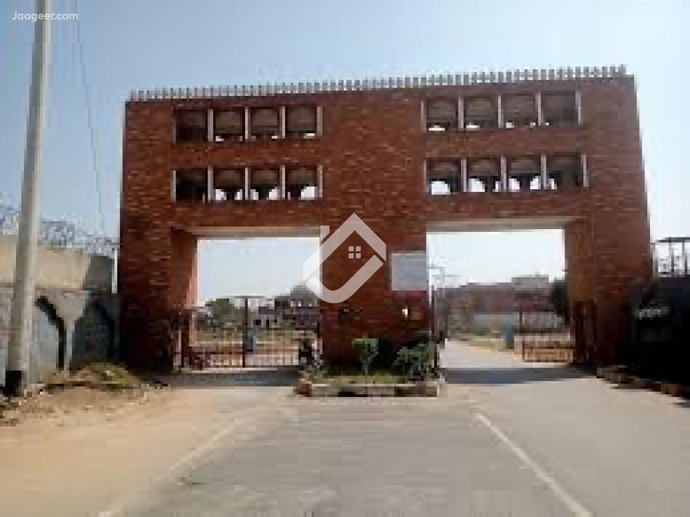 35 Marla Residential Corner Plot  For Sale In Maple Residencia