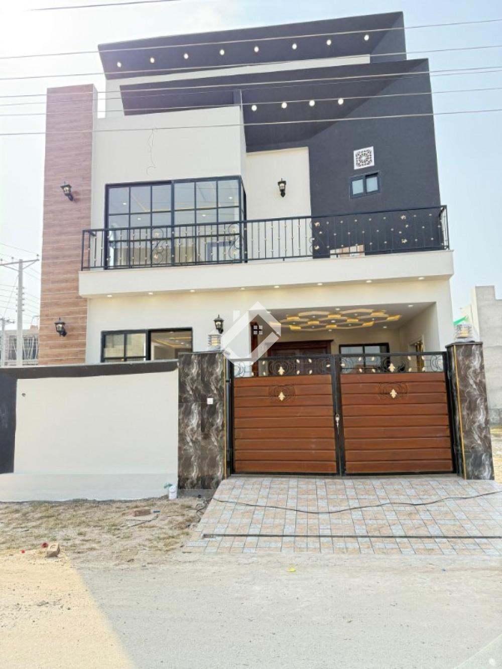 4 Marla Double Storey Corner House For Sale In Buch Villas, Hamid Block