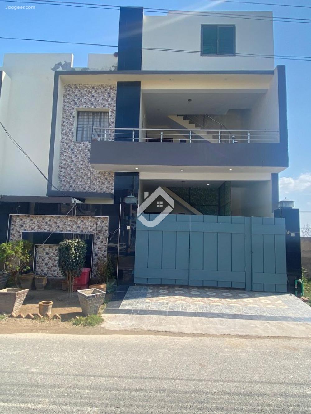 View  4.5 Marla Lower Portion Stunning House For Sale In Gulberg City   in Gulberg City, Sargodha