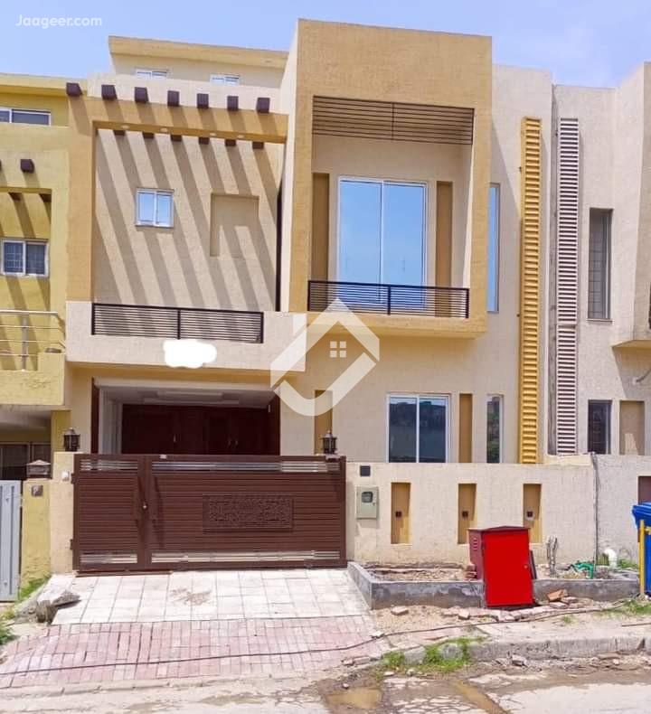 View  5 Marla House For Sale In Bahria Town Phase-8  in Bahria Town Phase-8, Rawalpindi