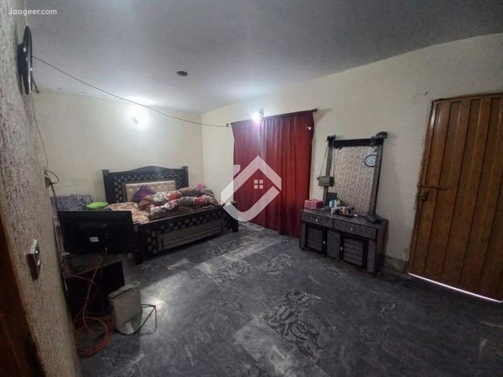 View  5 Marla House For Rent In Clifton Allama Iqbal Town Neelam Block 2nd Floor in Allama Iqbal Town, Lahore