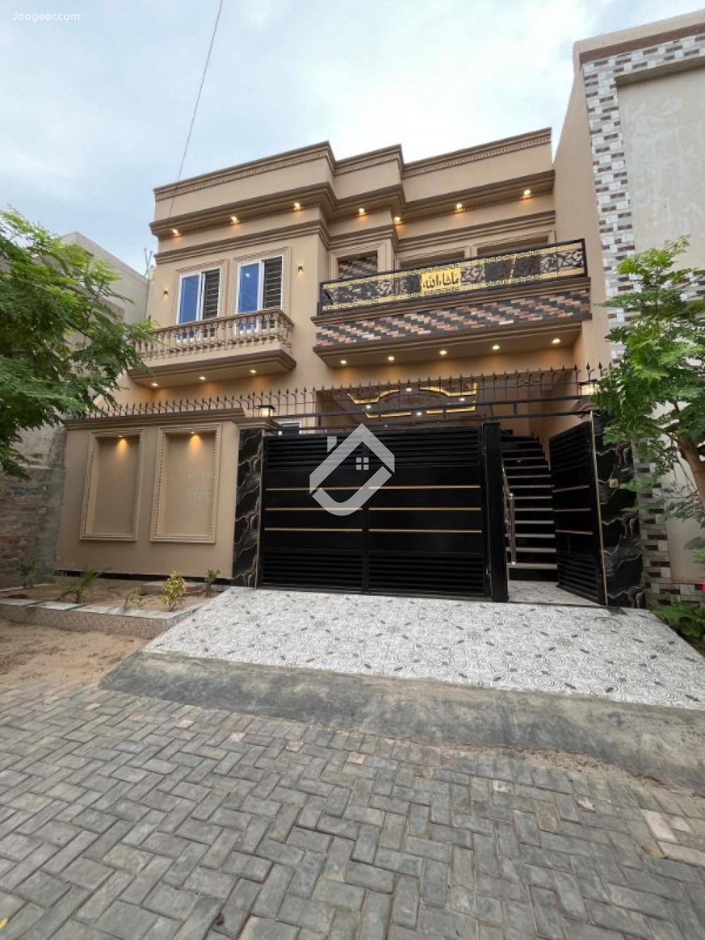Main image 5 Marla House For Sale In Model Town --