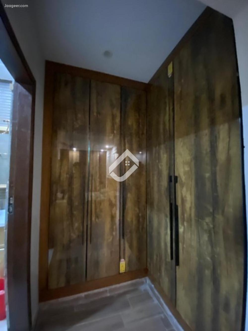 5.5 Marla Apartment For Sale In Al-Rehman Heights University Road