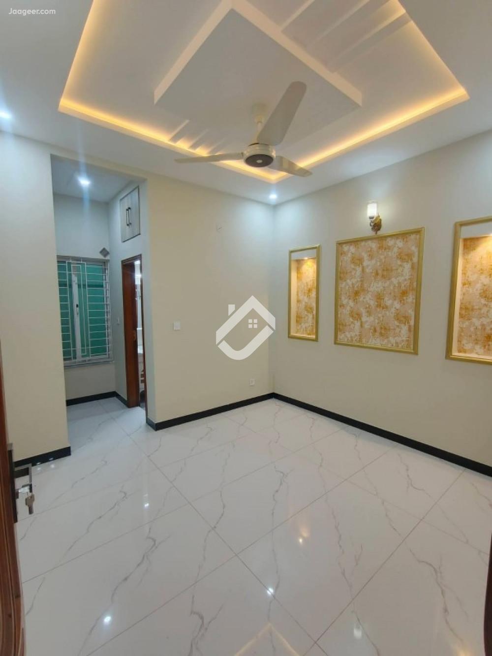 5.5 Marla Ground Portion House For Rent In G-11  