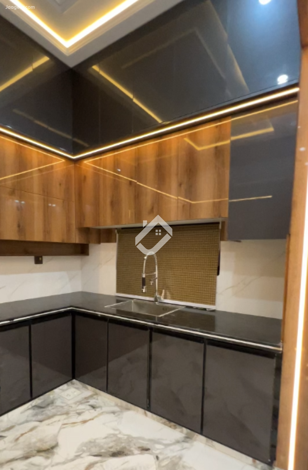 6 Marla House For Sale In Khayaban E Naveed