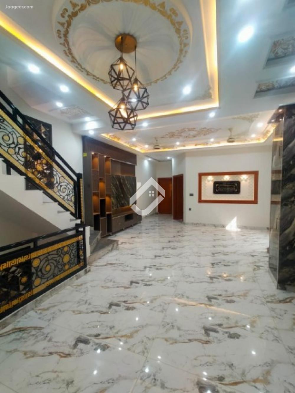 6 Marla House For Sale In Shareef Garden