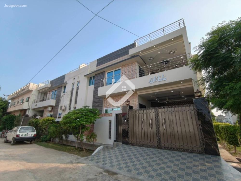 6  Marla Corner House For Sale In Khayaban E Shair