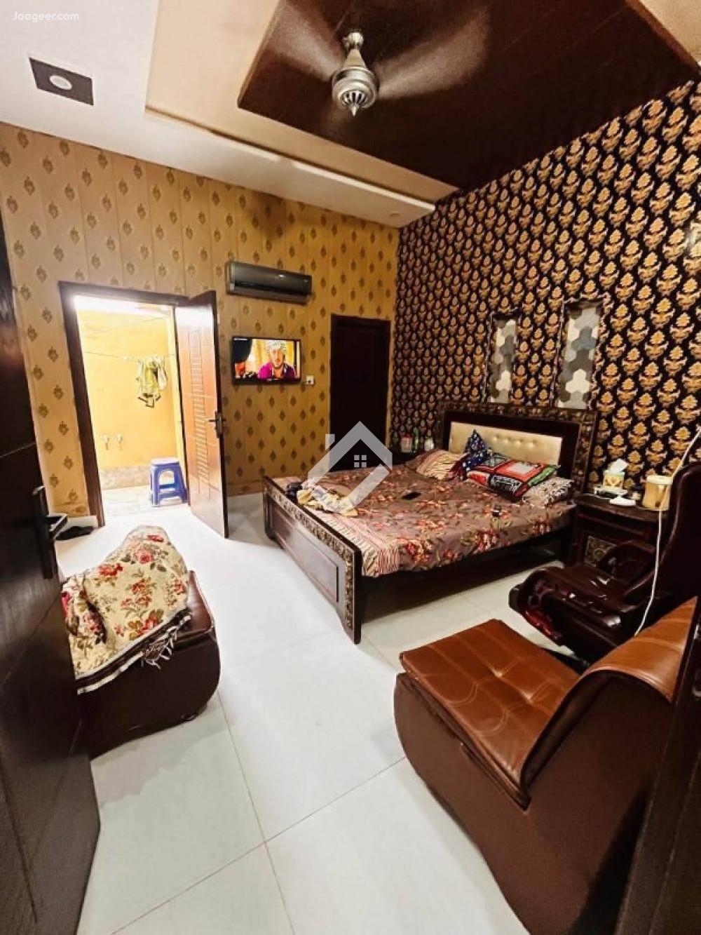 6.48 Marla House For Sale In Shareef Garden Mall Road 