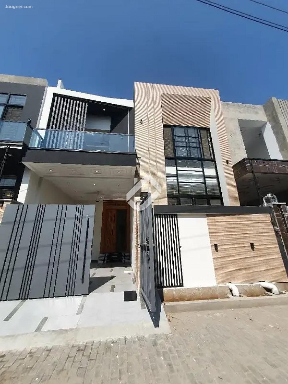 7 Marla Double Storey House For Sale In Shadman Colony