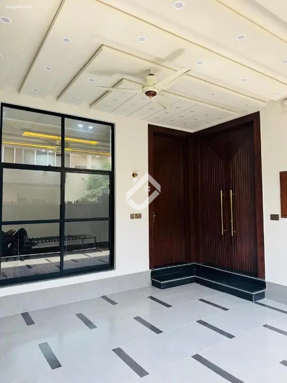 7 Marla Double Storey House For Sale On Canal Road 