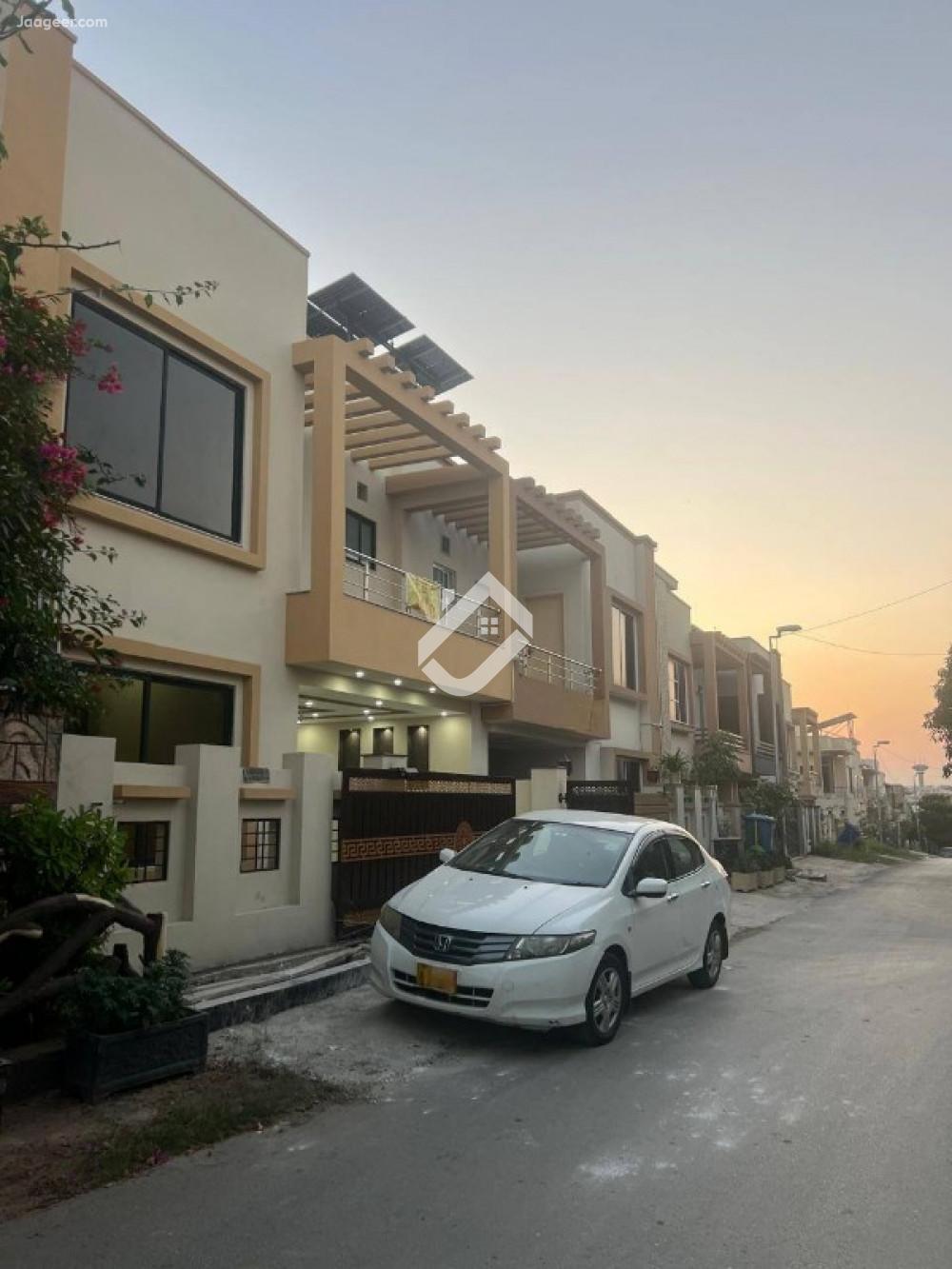 7 Marla Double Unit House For Sale In Bahria Town Phase-8  