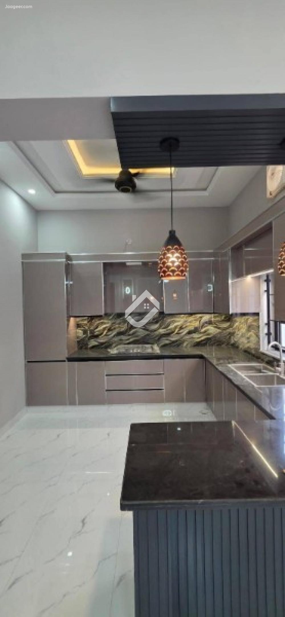 7 Marla House For Rent In Awan Chowk