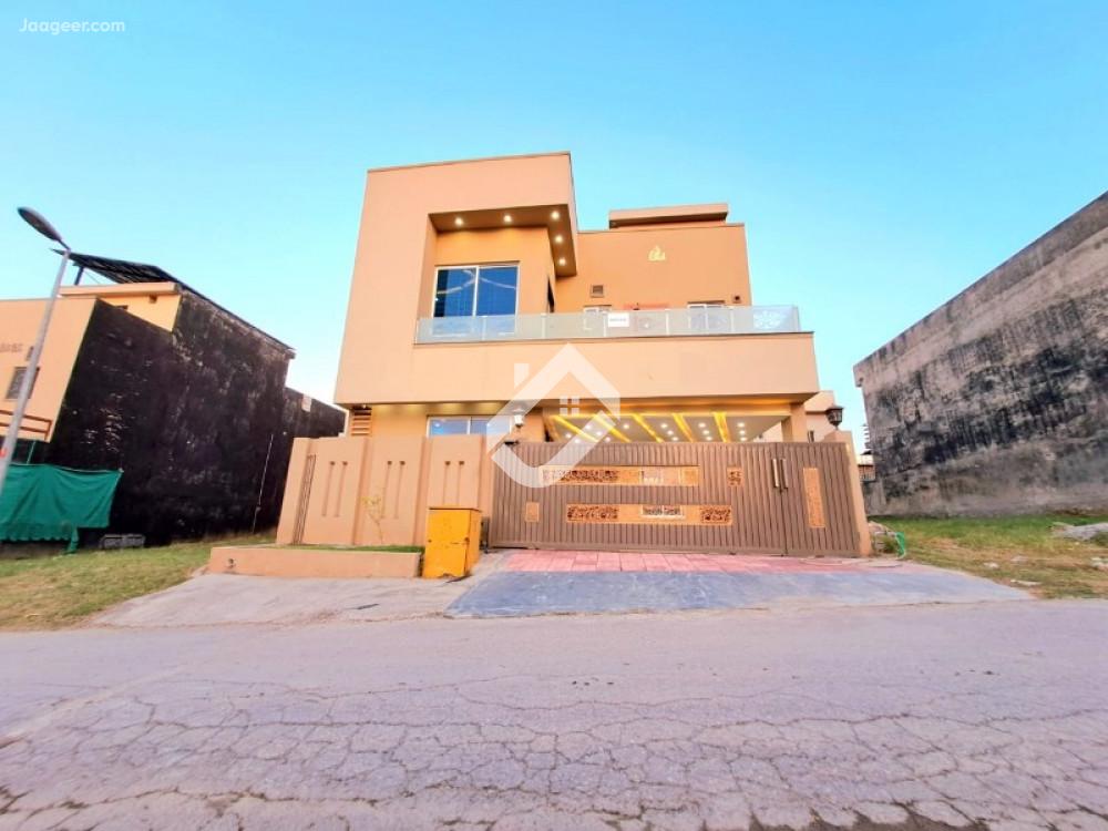 View  7 Marla House For Sale In Bahria Town Phase-8  Safari Villas in Bahria Town Phase-8, Rawalpindi