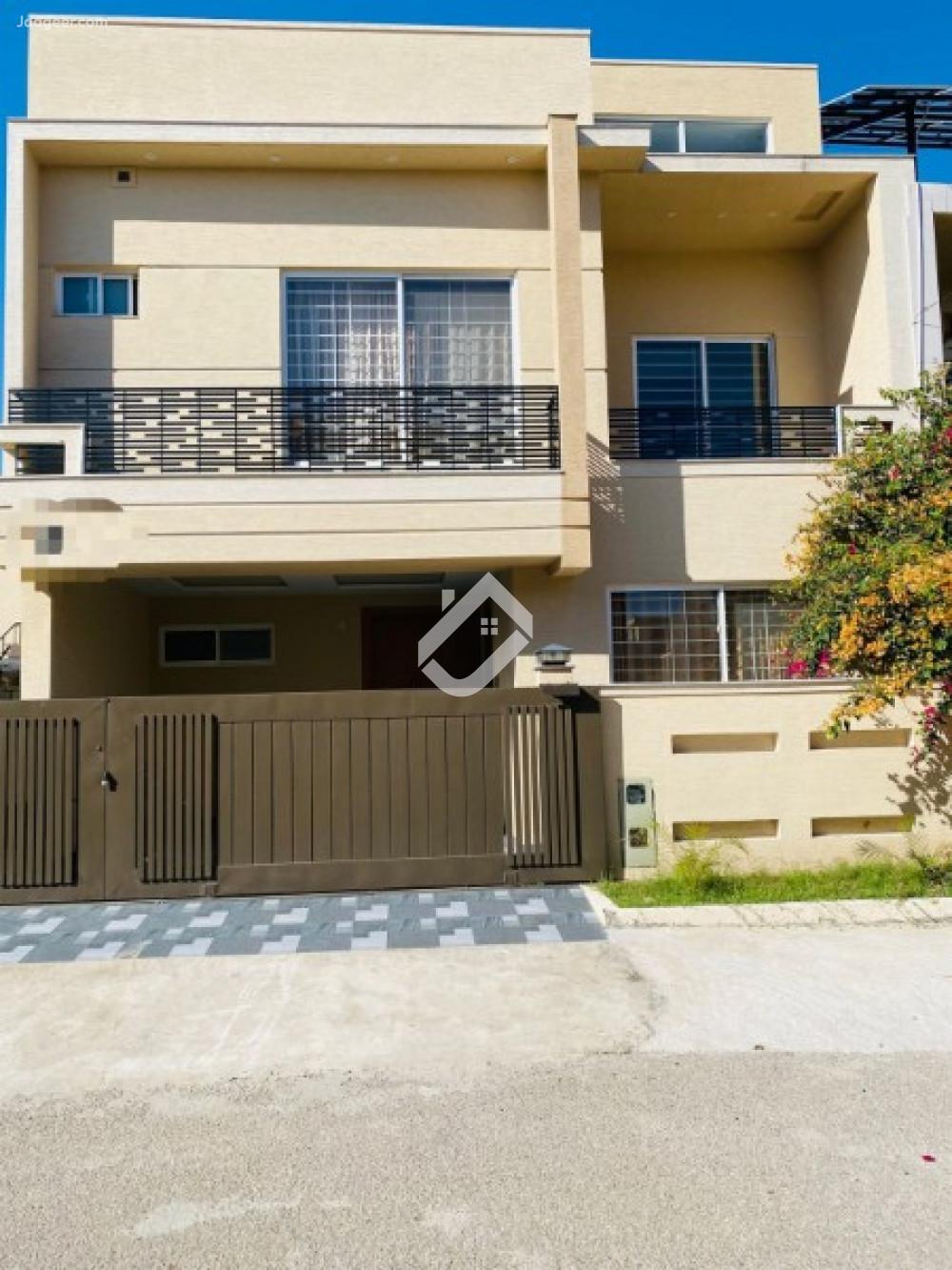 7 Marla House For Sale In Bahria Town Phase-8 Umer Block