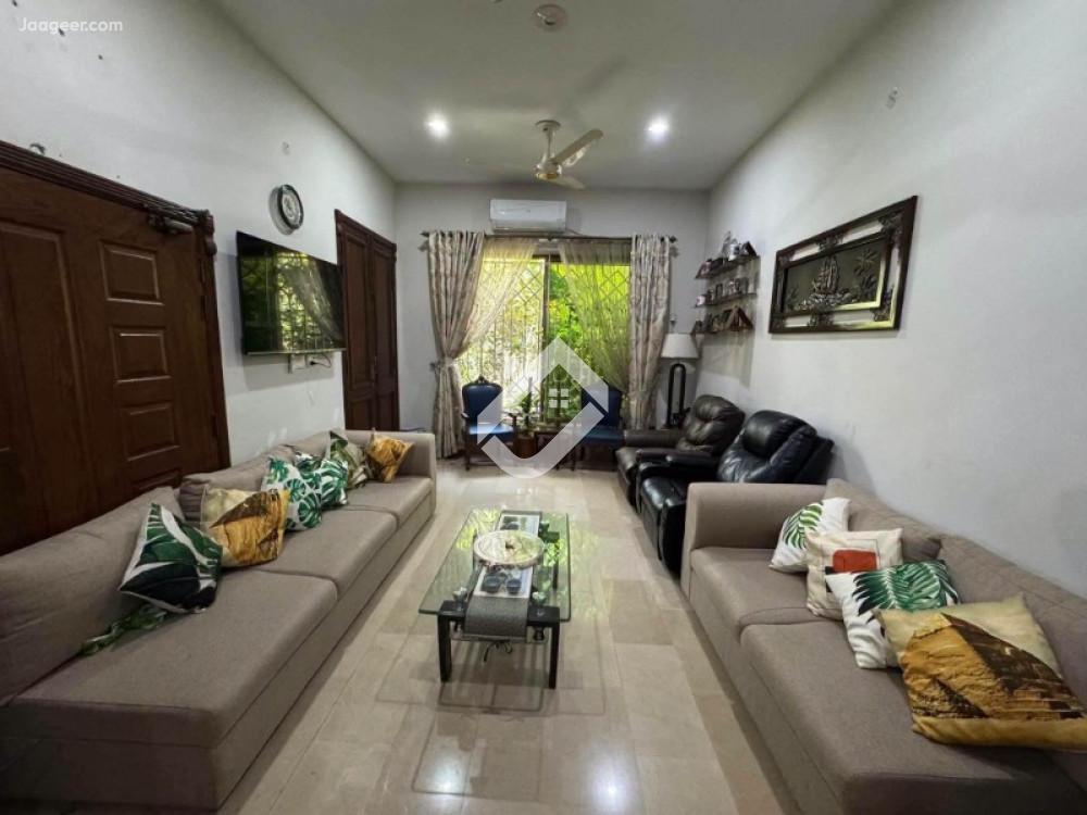 7.5 Marla Double Storey Stunning House For Sale In Dhoke Kashmirian