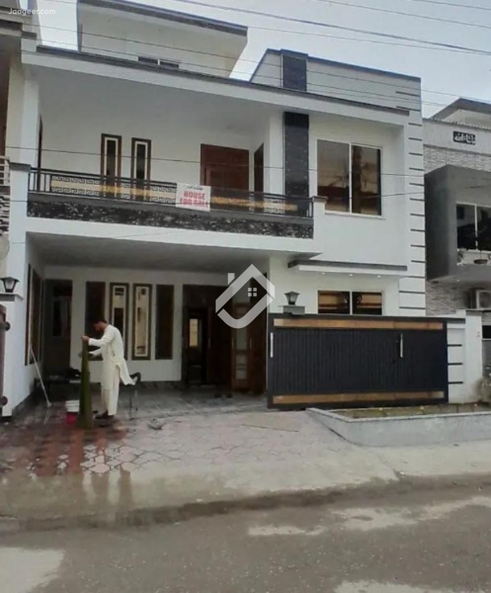 View  8 Marla Double Storey House For Sale In Soan Gardens Block-H in Soan Gardens, Islamabad