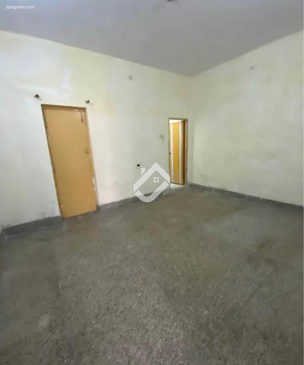 8 Marla Upper Portion House For Rent In University Road 