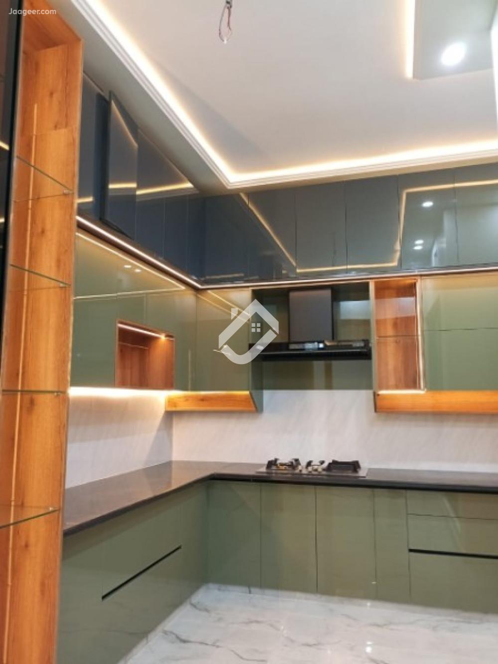 8.5 Marla House For Sale In Khayaban E Naveed