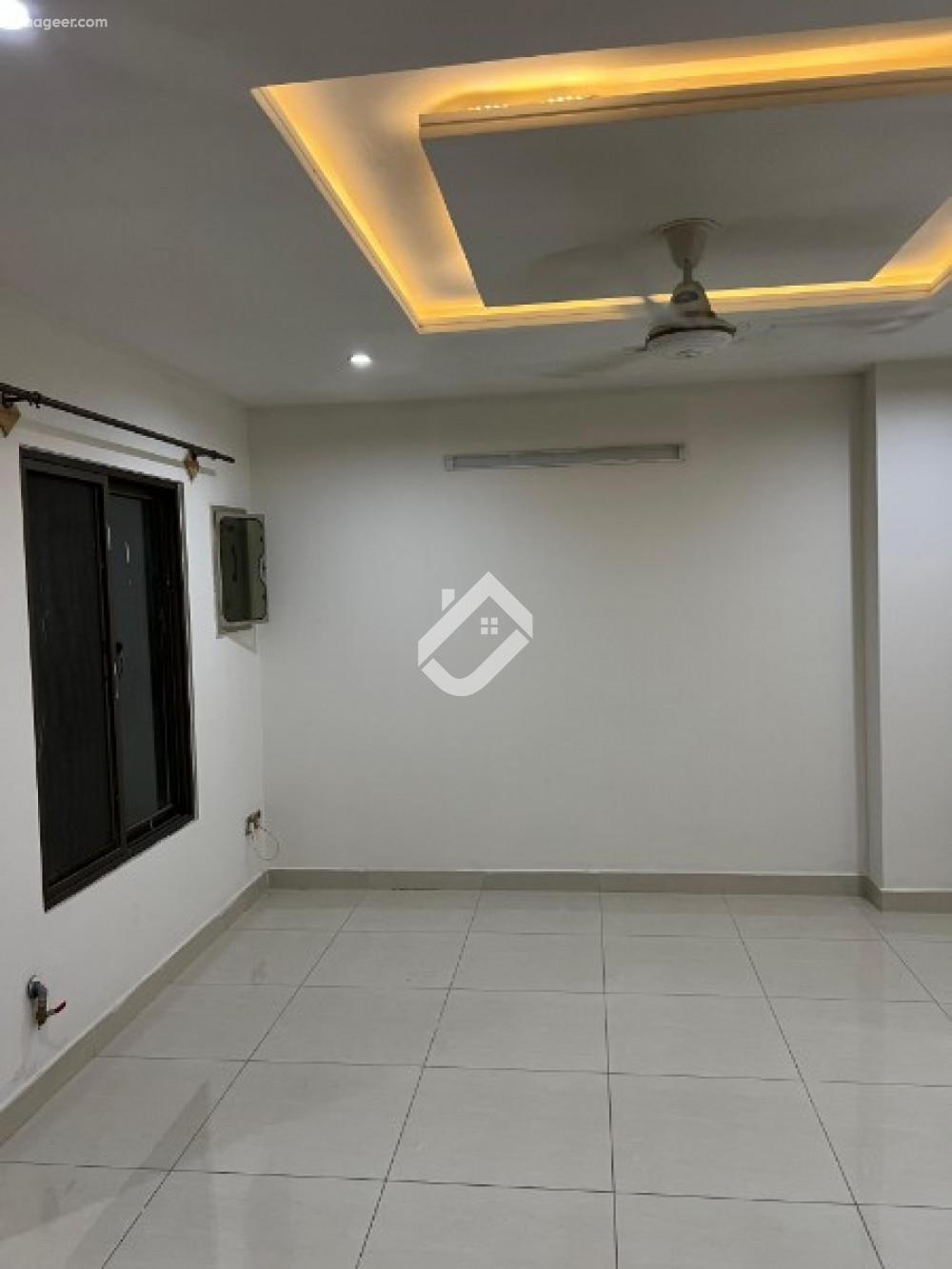 800 Square Feet Apartment For Sale In Gulberg Green