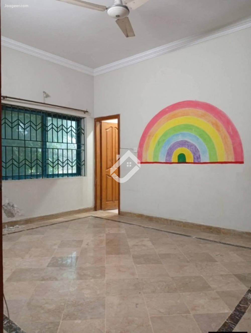 9.3 Marla Upper Portion House For Rent In G-11  