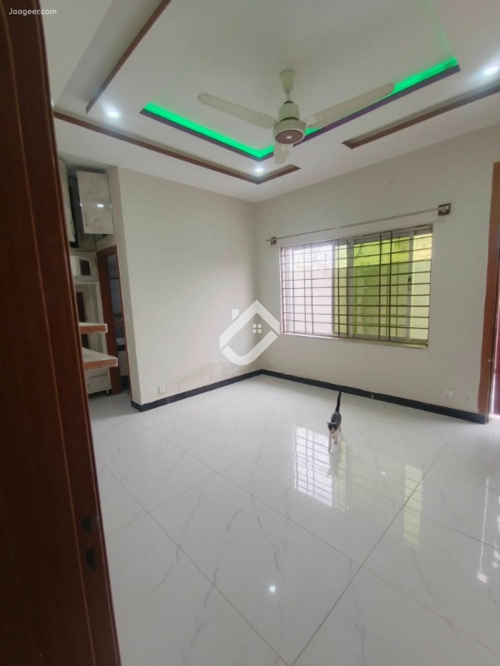 9.8 Marla Ground Portion For Sale In G 14/2 