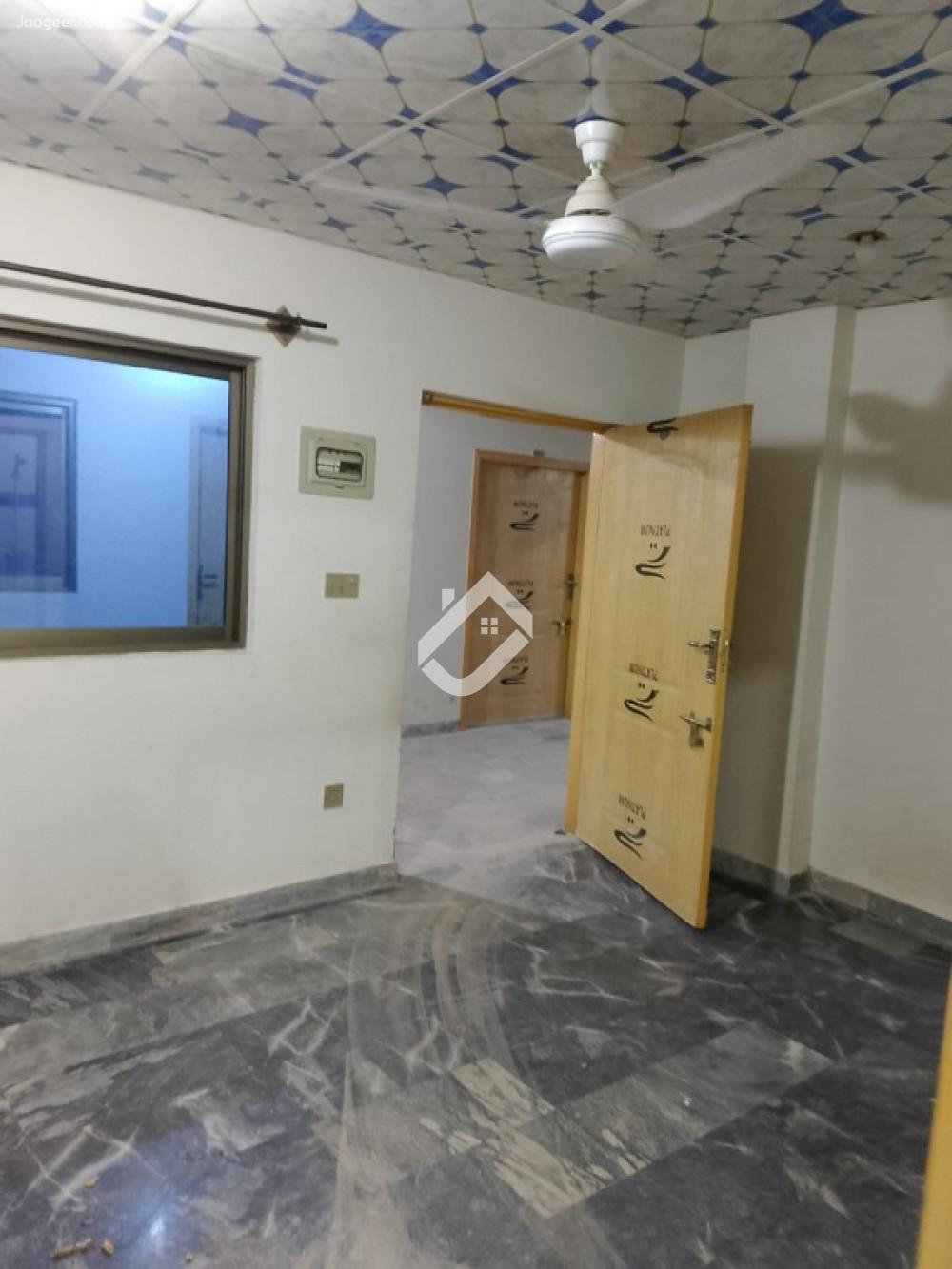 950 Sqft Flat For Rent In Ghauri Town Phase-5